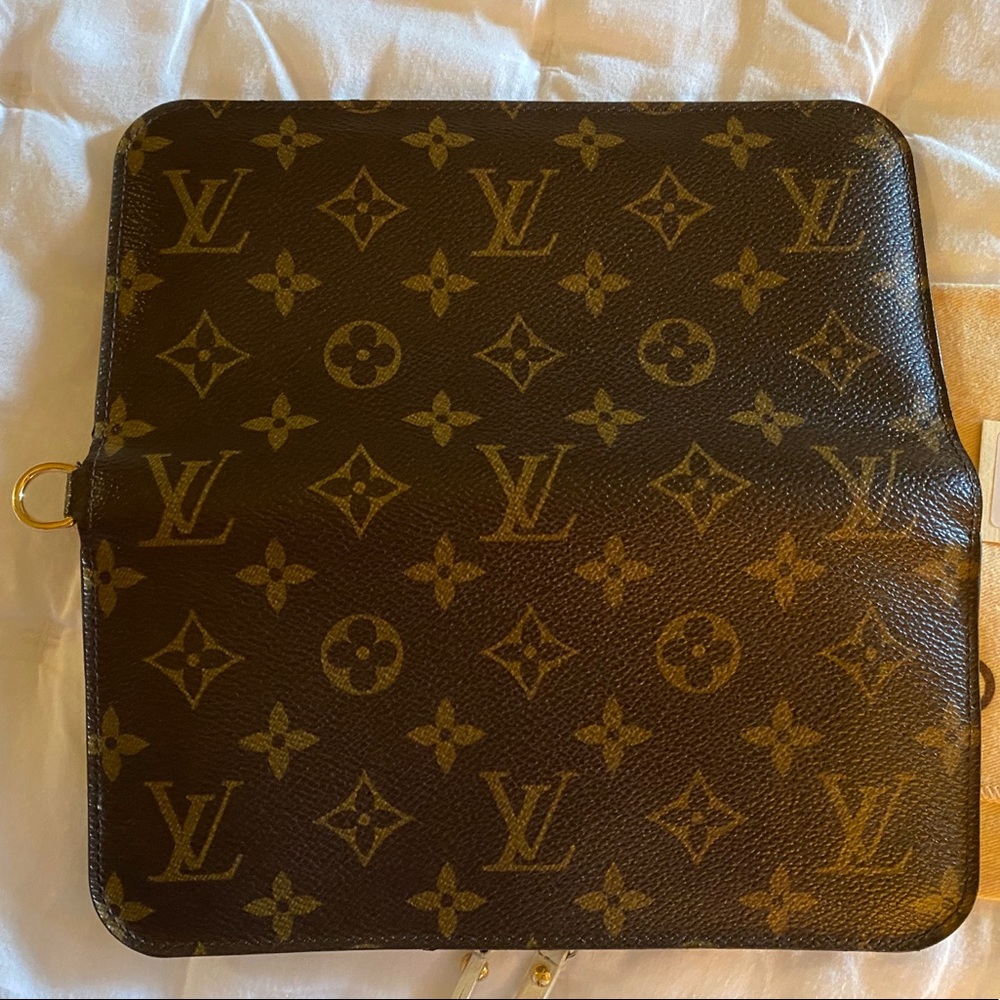 🌸Louis Vuitton LE Insolite Wallet🌸 - Picture 3 of 16